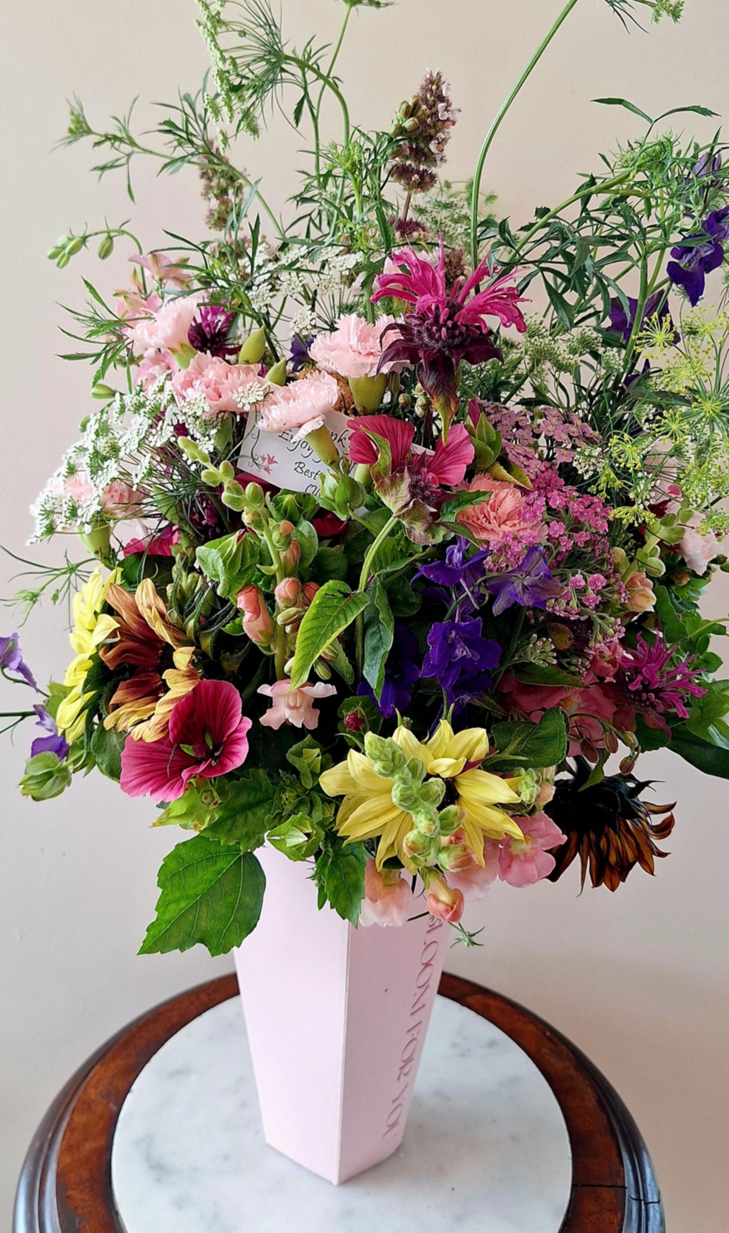Seasonal Garden Bouquet Gift Box (restricted delivery locations - see description)
